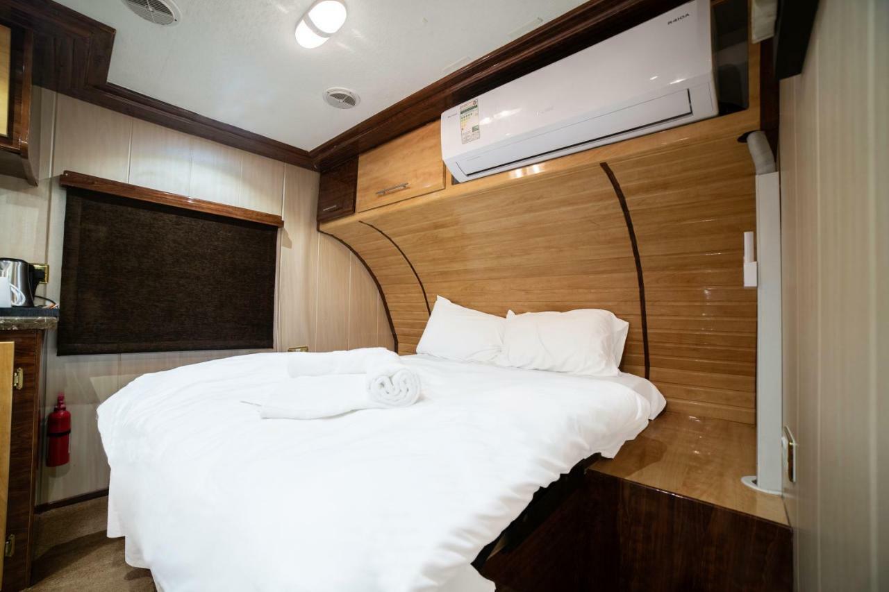 Caravana Beach Resort Al Zorah Ajman Eksteriør billede